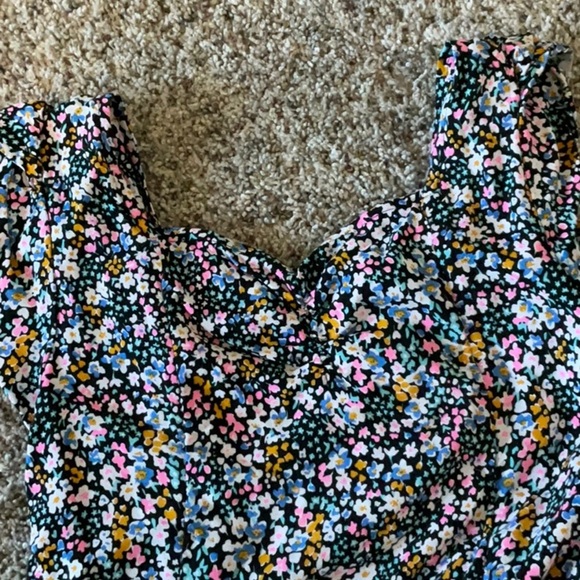 Black and White Sleeveless Casual Sundress - Picture 2 of 3